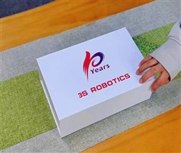 10周年庆礼品定制：白色礼盒与文创艺术的精致邂逅