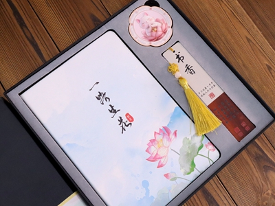 定制小预算的文创礼品选什么好呢？这款礼盒藏着巧思